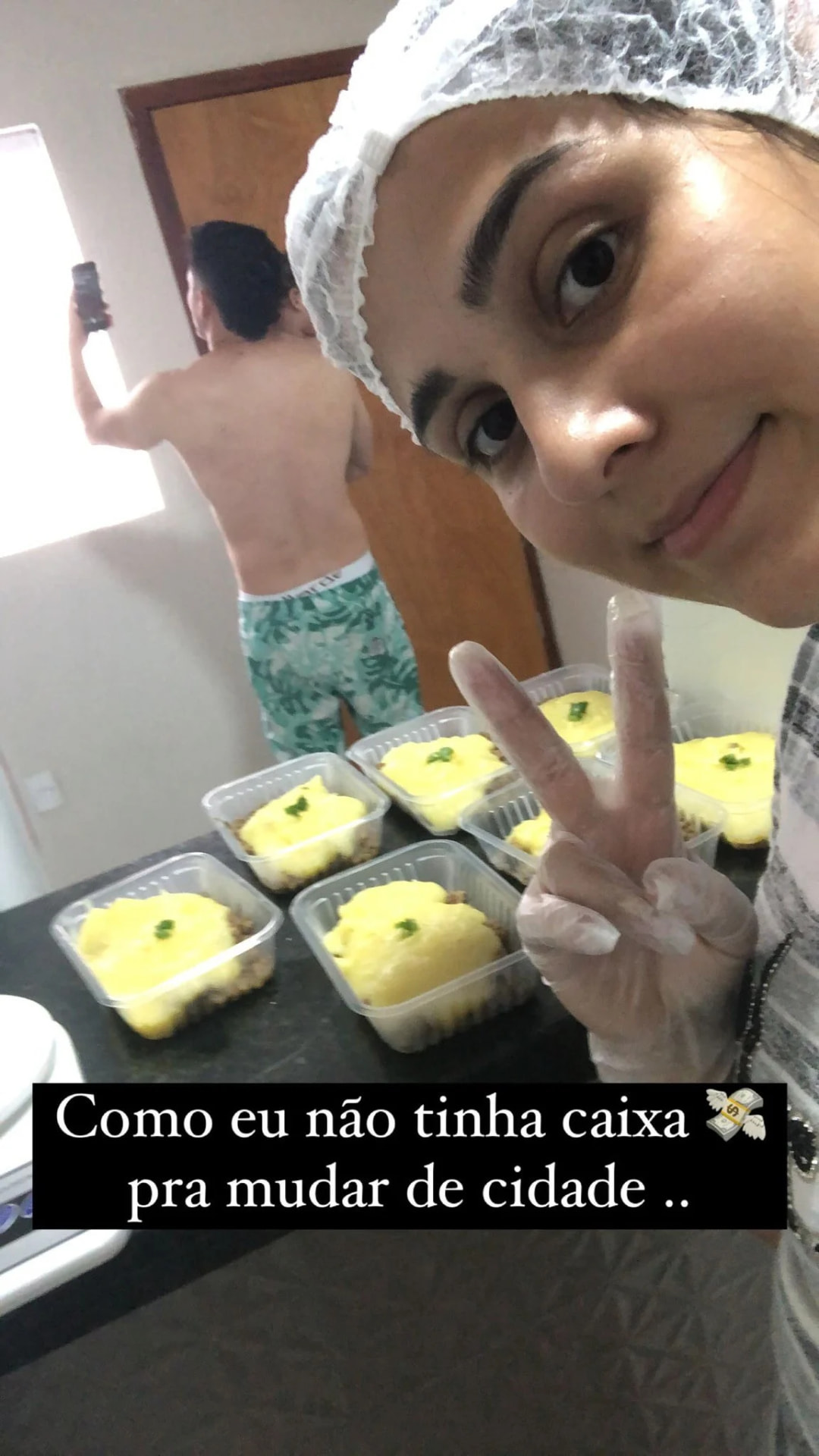 Início da produção de marmitas congeladas em casa
